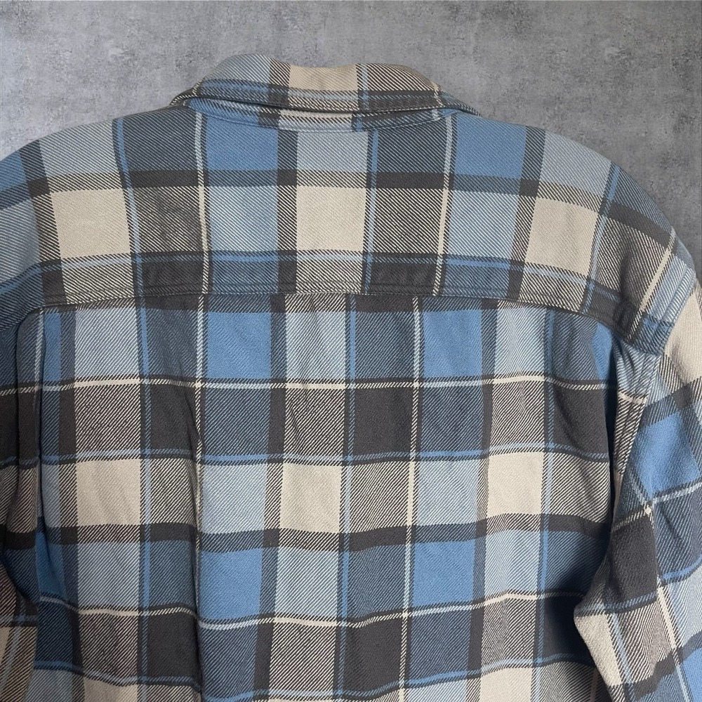 Patagonia Fjord Flannel Button Down Shirt Mens M Blue/Gray Plaid Organic Cotton - Picture 4 of 10